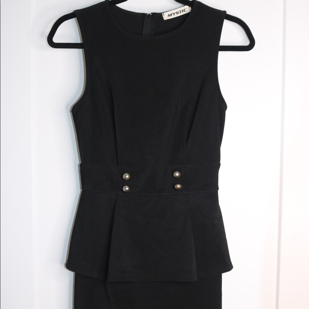 Midi black dress